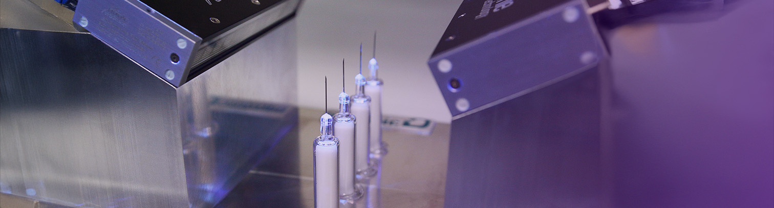 collage aiguille avec des colles uv